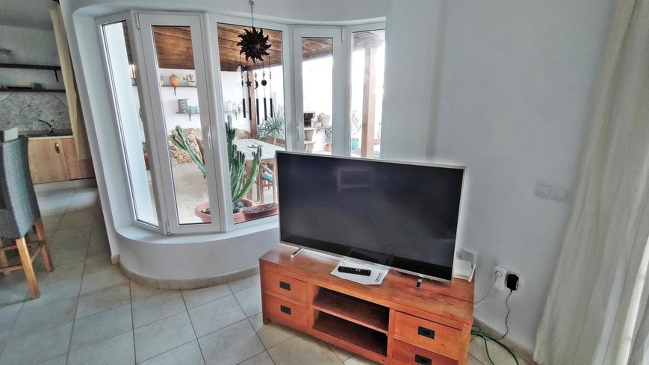 Caleta Beach House Калета-де-Фусте Экстерьер фото