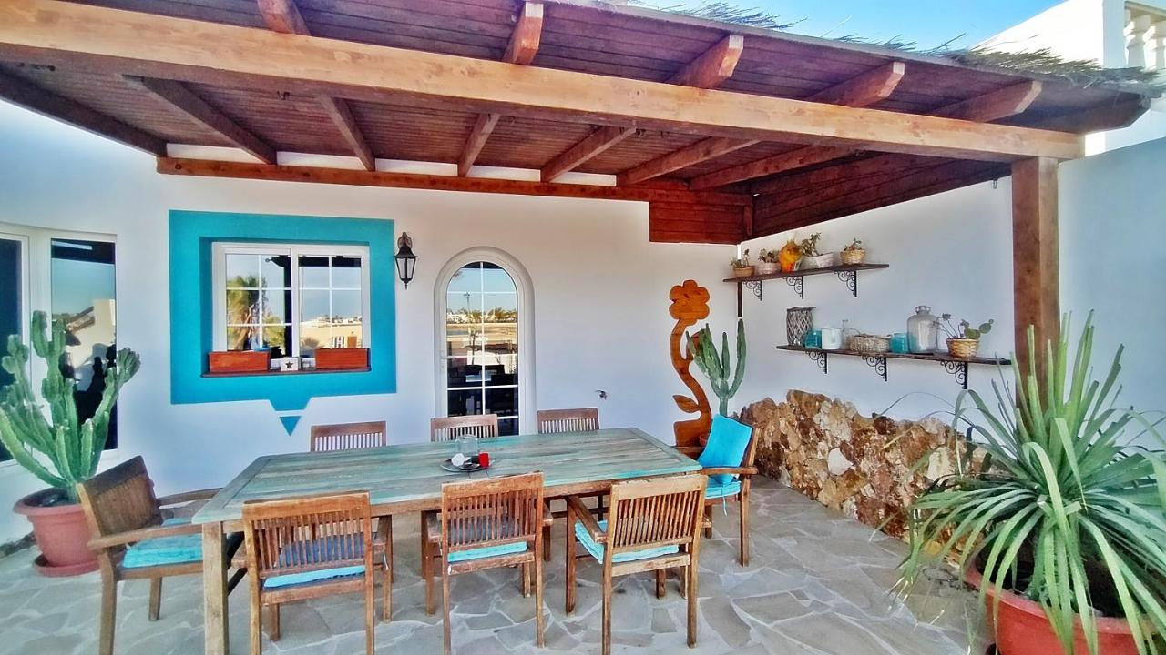 Caleta Beach House Калета-де-Фусте Экстерьер фото
