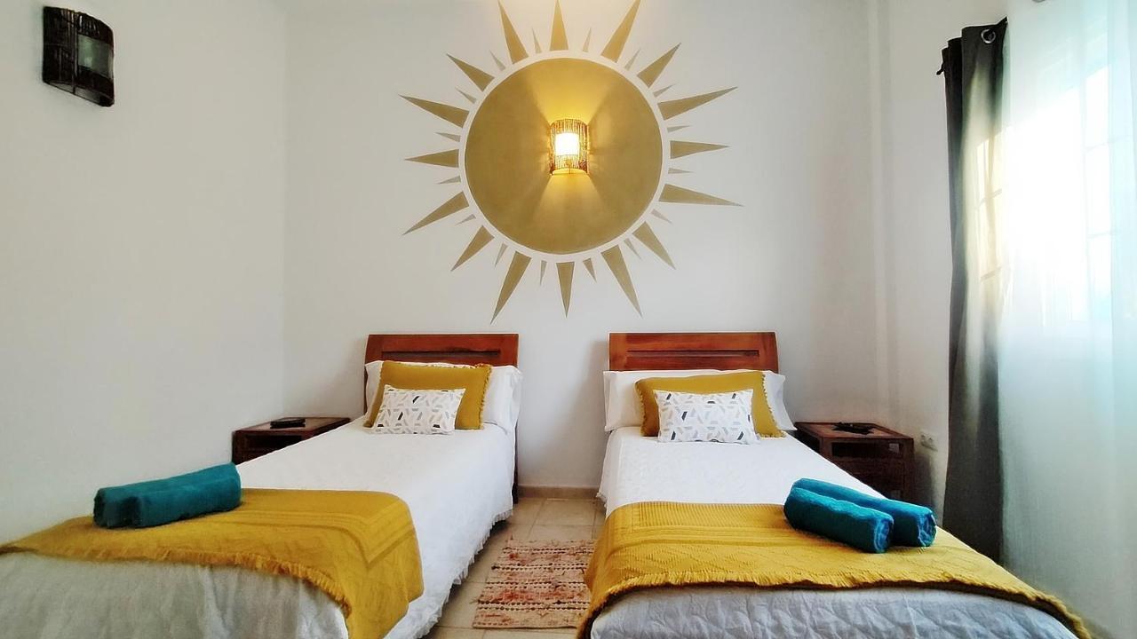 Caleta Beach House Калета-де-Фусте Экстерьер фото